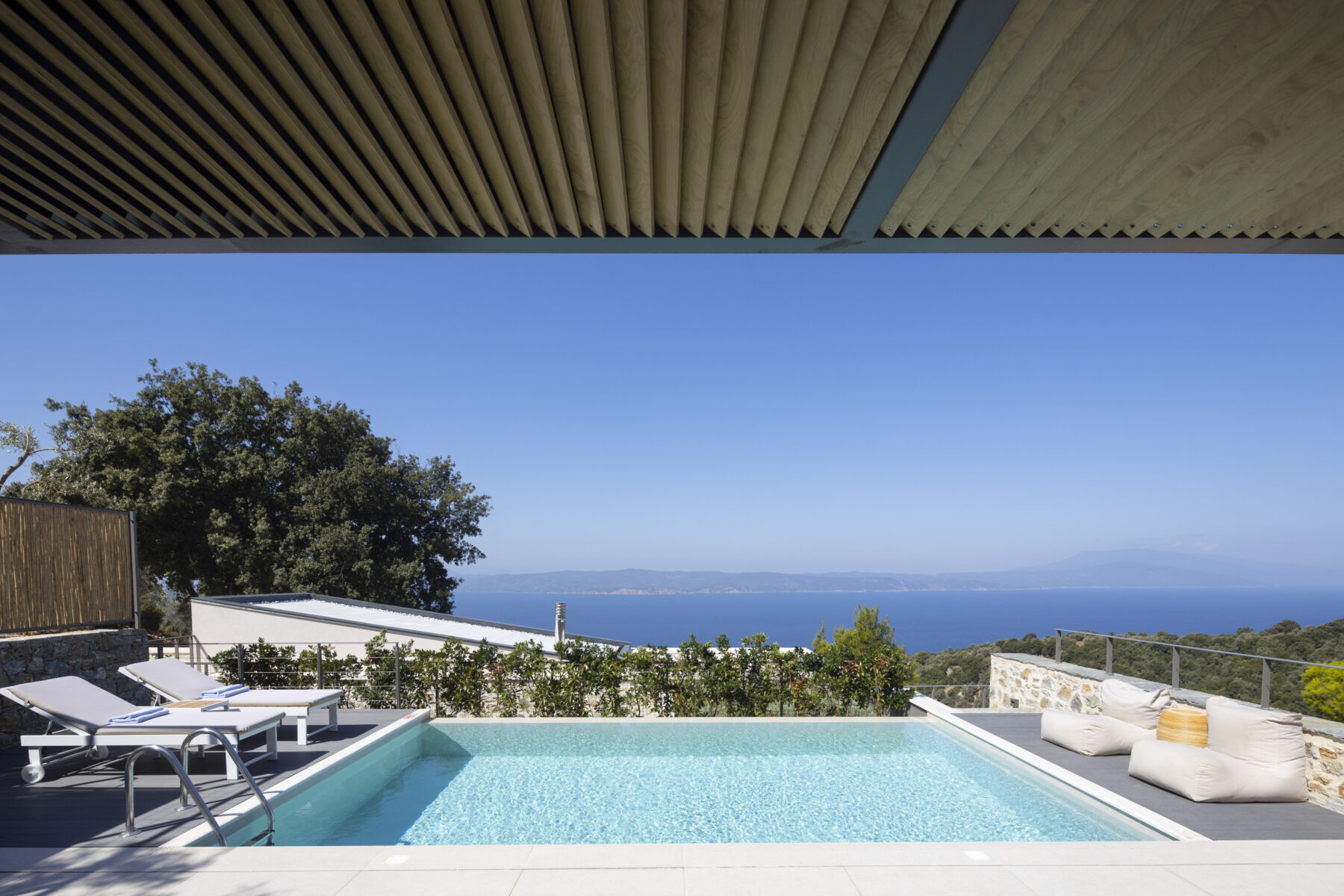 Archisearch Atrium Villas ΙΙ – 3 houses in Kehria Skiathos designed by 3harchitects.