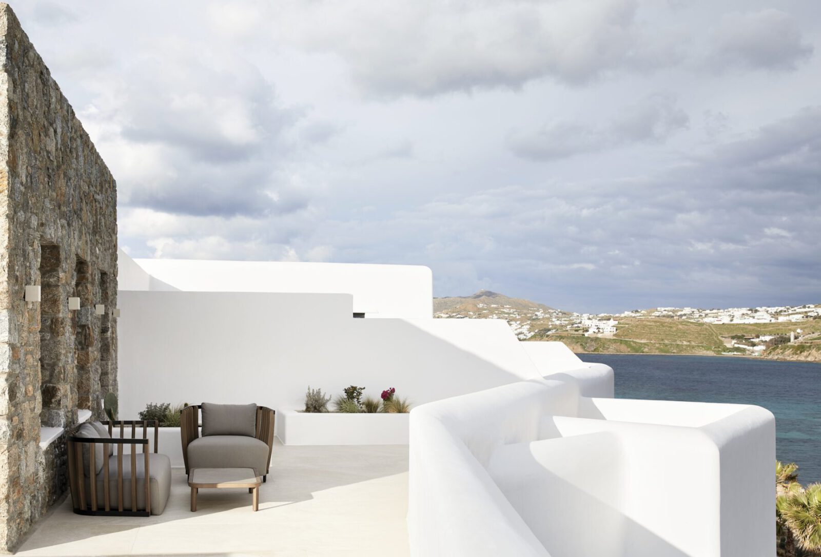 Archisearch Aeonic Suites and Spa Accommodation in Mykonos, Greece | Stones and Walls