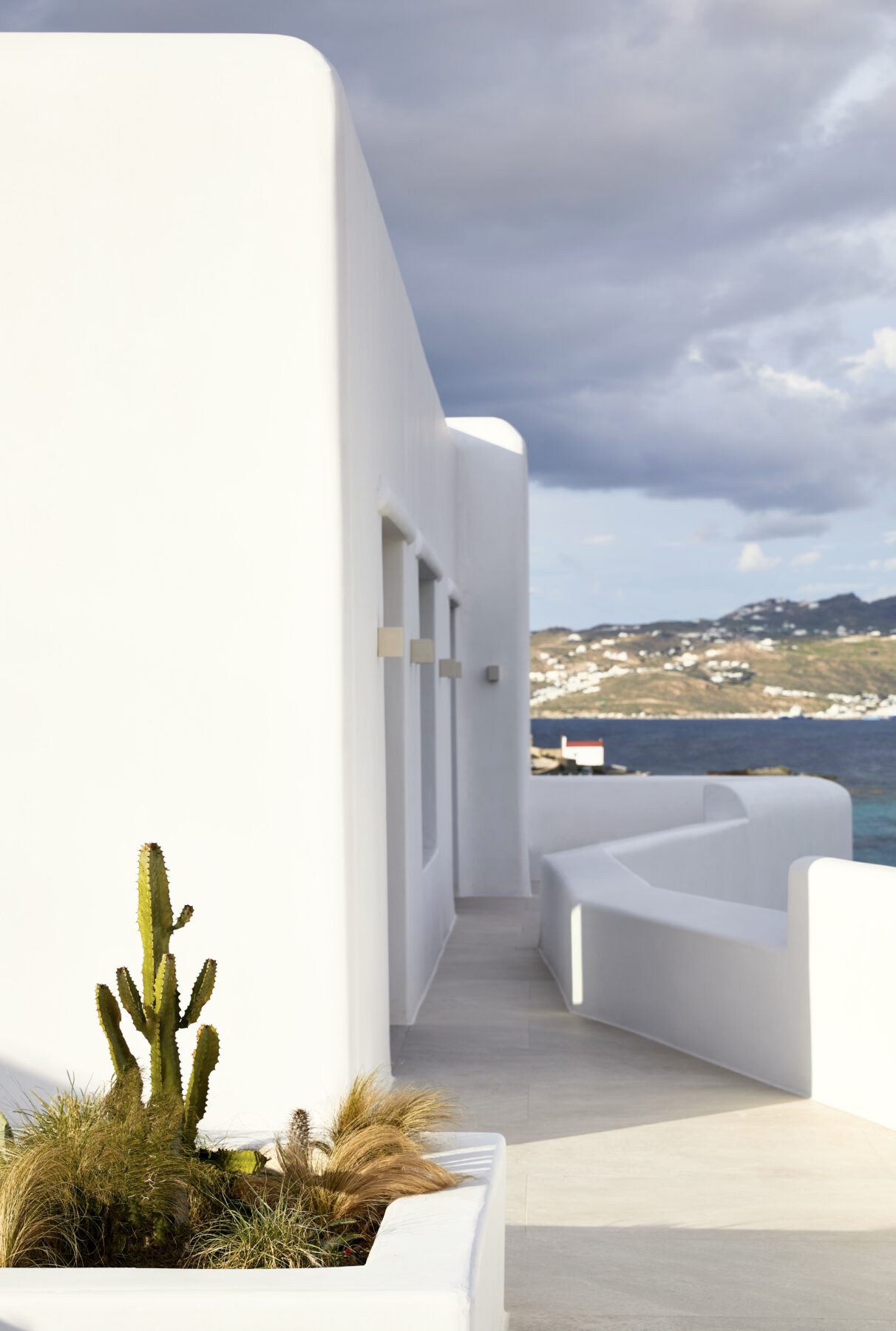 Archisearch Aeonic Suites and Spa Accommodation in Mykonos, Greece | Stones and Walls