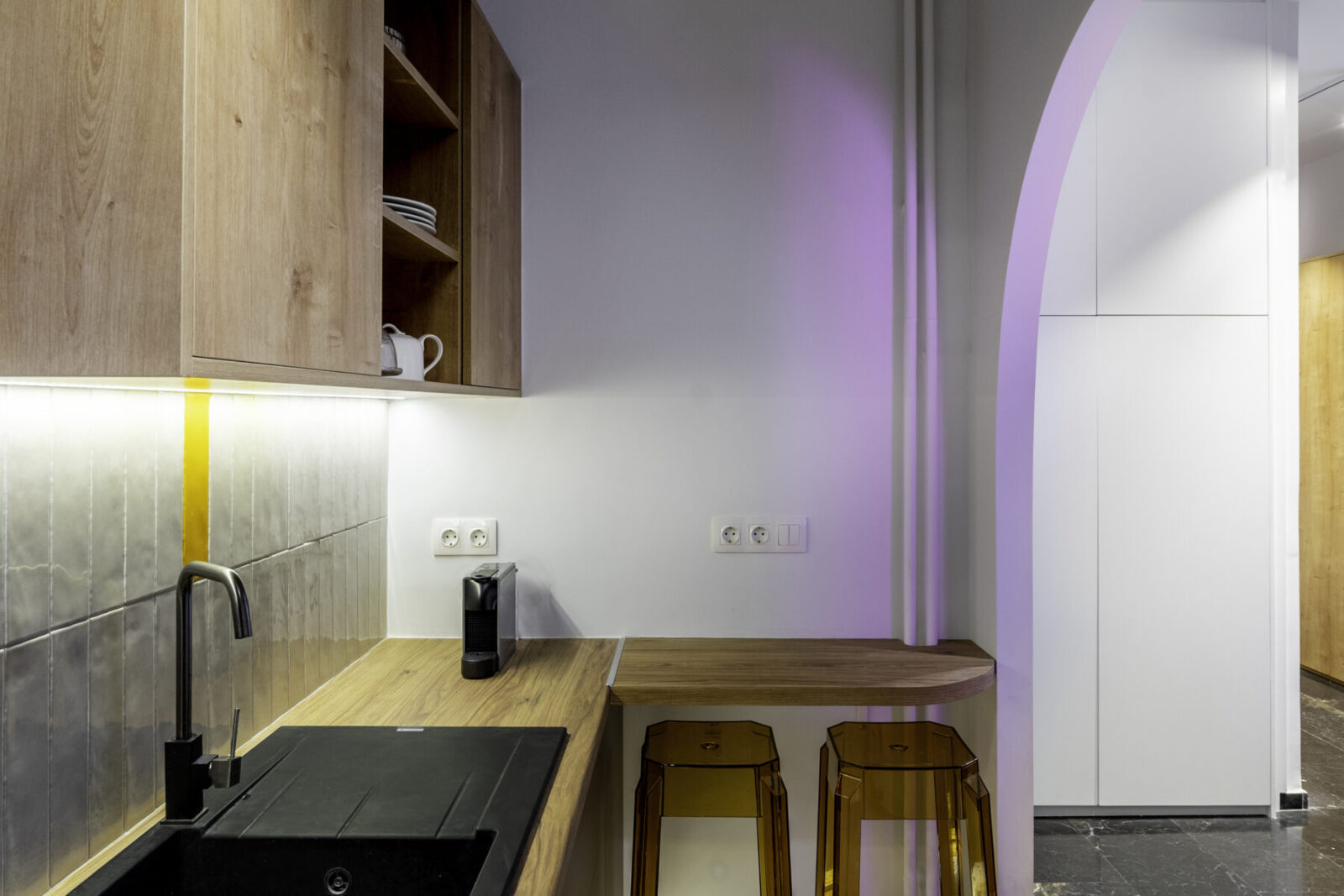 Archisearch South Constructions + Design renovated an apartment in Lycabettus for airbnb uses