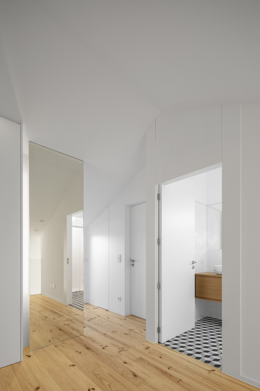 Alegria Residential Building, MiMool Arquitectura & Design de Interiores, Ivo Tavares Studio, Porto, Portugal, 2019