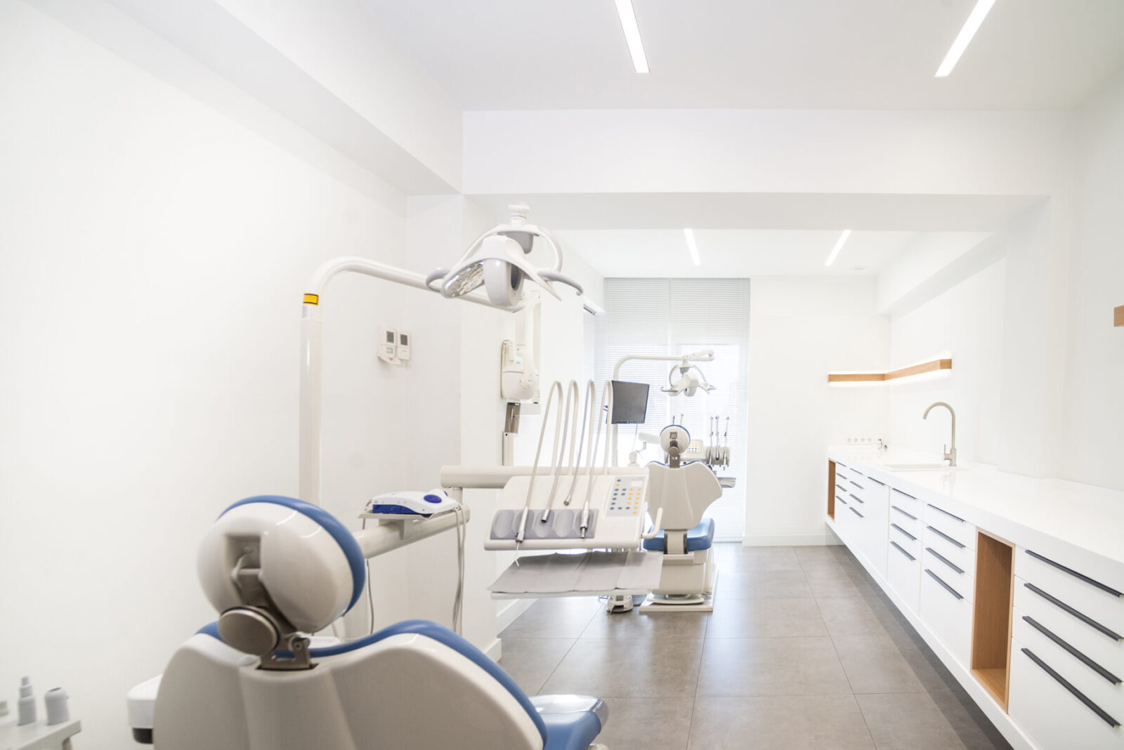 Archisearch Dental Clinic in Thessaloniki, Greece | Amalgama Architects