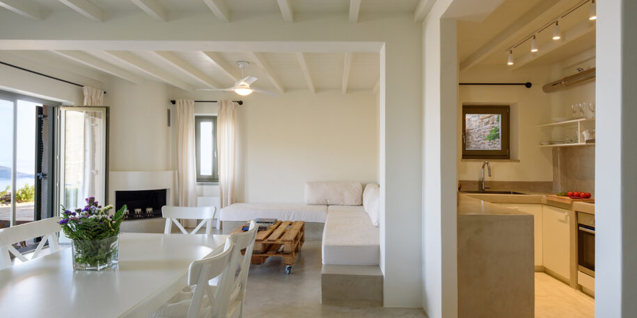 Archisearch ANDROS TESSERA: 4 residences in Andros island by CITICON building spaces