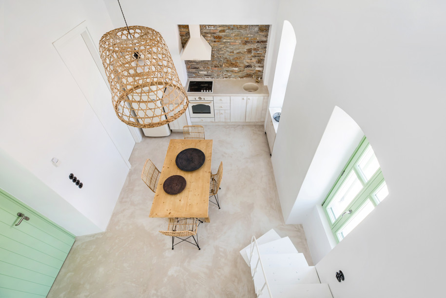 Archisearch An internal courtyard with extroversion in Andros | Domitech