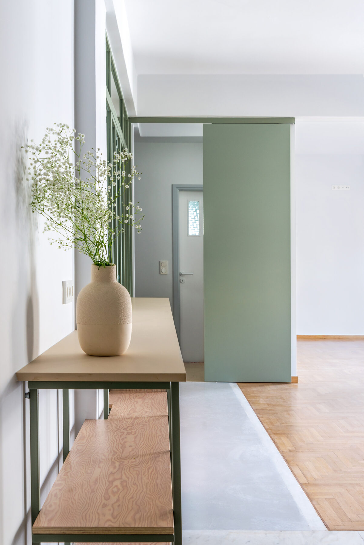 Archisearch Antiochias Apartment: that studio completed an earthy yet colourful renovation in Agios Panteleimonas, Athens