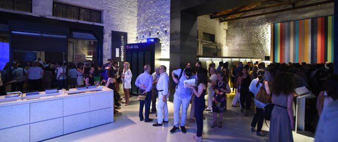 Archisearch - Εκατοντάδες αρχιτέκτονες, designers και φίλοι του Archisearch στο party για τα 6 χρόνια του στην Kanelli SA