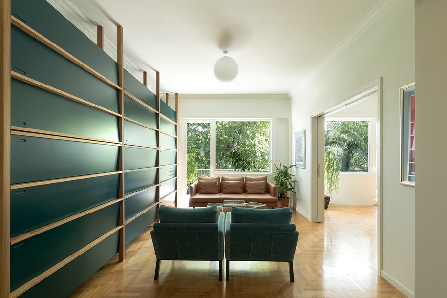 Archisearch Area converted a 1950’s residential apartment into Homeoffice