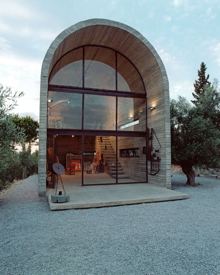 Archisearch Art Warehouse in Boeotia | A31 architecture / Praxitelis Kondylis