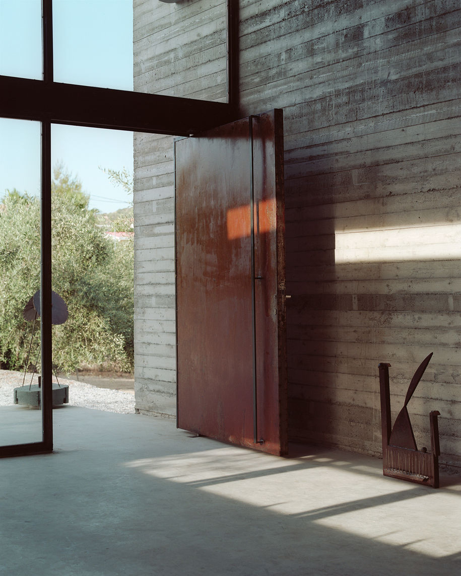 Archisearch Art Warehouse in Boeotia | A31 architecture / Praxitelis Kondylis