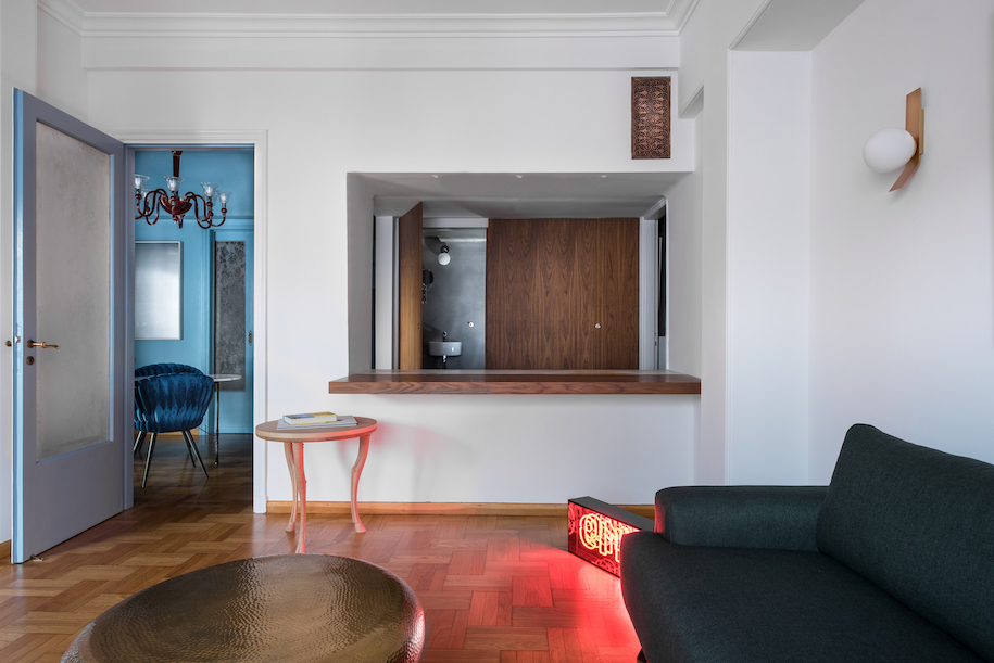 Archisearch Architect Kostis Chatzigiannis designed the interior of an Athenian Apartment full of art