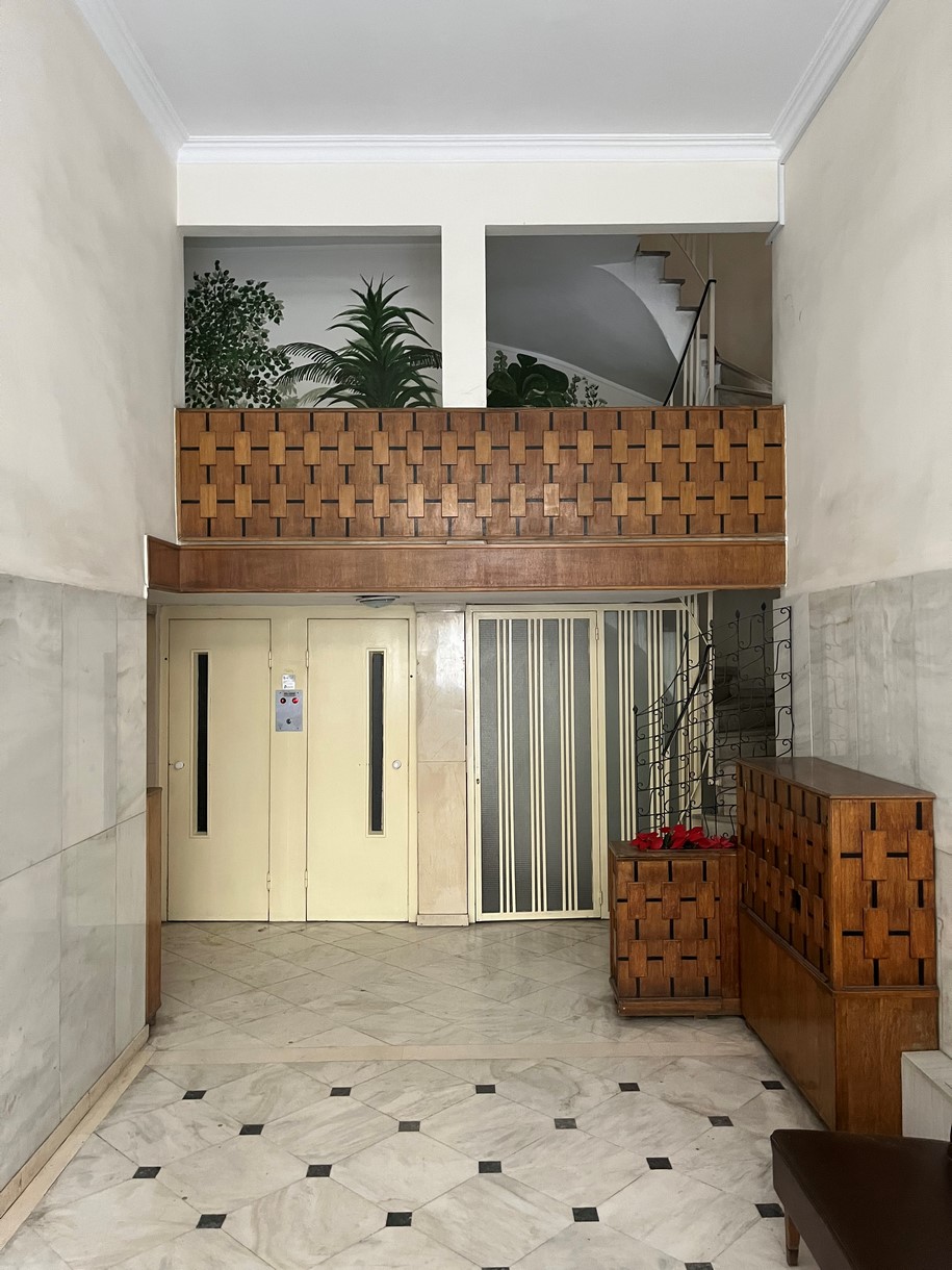 Archisearch Athens mon amour: η γοητεία της νοσταλγικής Αθήνας  στο Instagram | Συνέντευξη με την Άντζελα Λιαρίκου