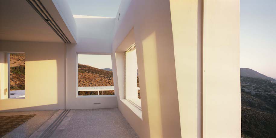 Archisearch Avlakia House by ARP blends with the topography of Antiparos island