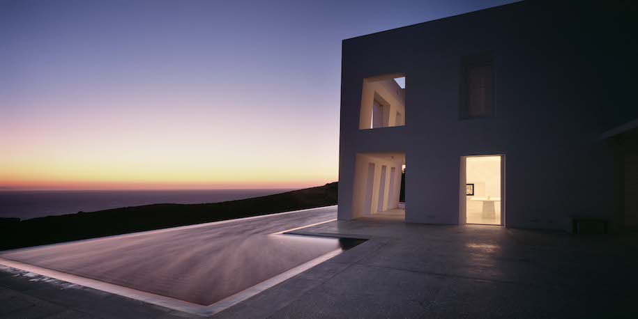 Archisearch Avlakia House by ARP blends with the topography of Antiparos island