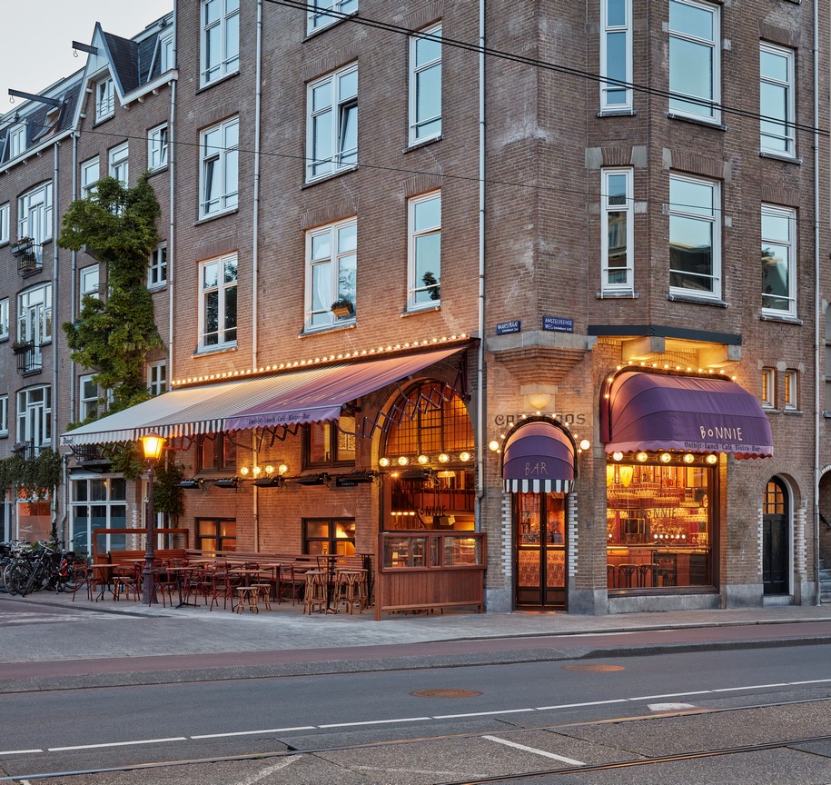 Archisearch Studio Modijefsky transformed a classic Amsterdam venue into Bonnie: a finest, traditional bistro bar