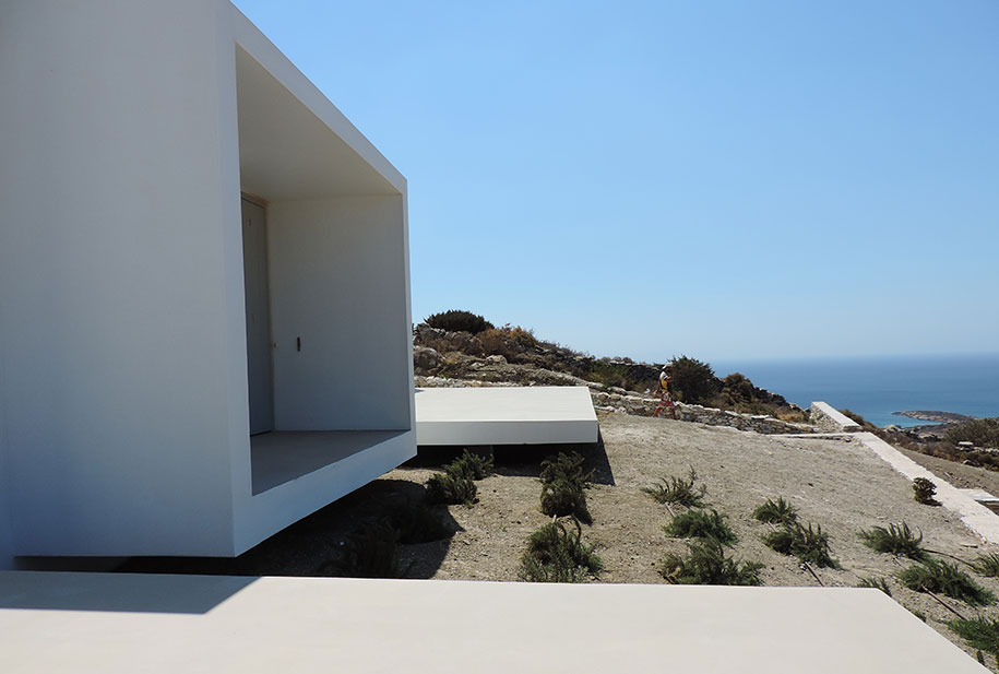 REACT, featured, architects, Deliyianni, Spiridonos, practice, works, office, architecture, binoculars, paros, mylonakis