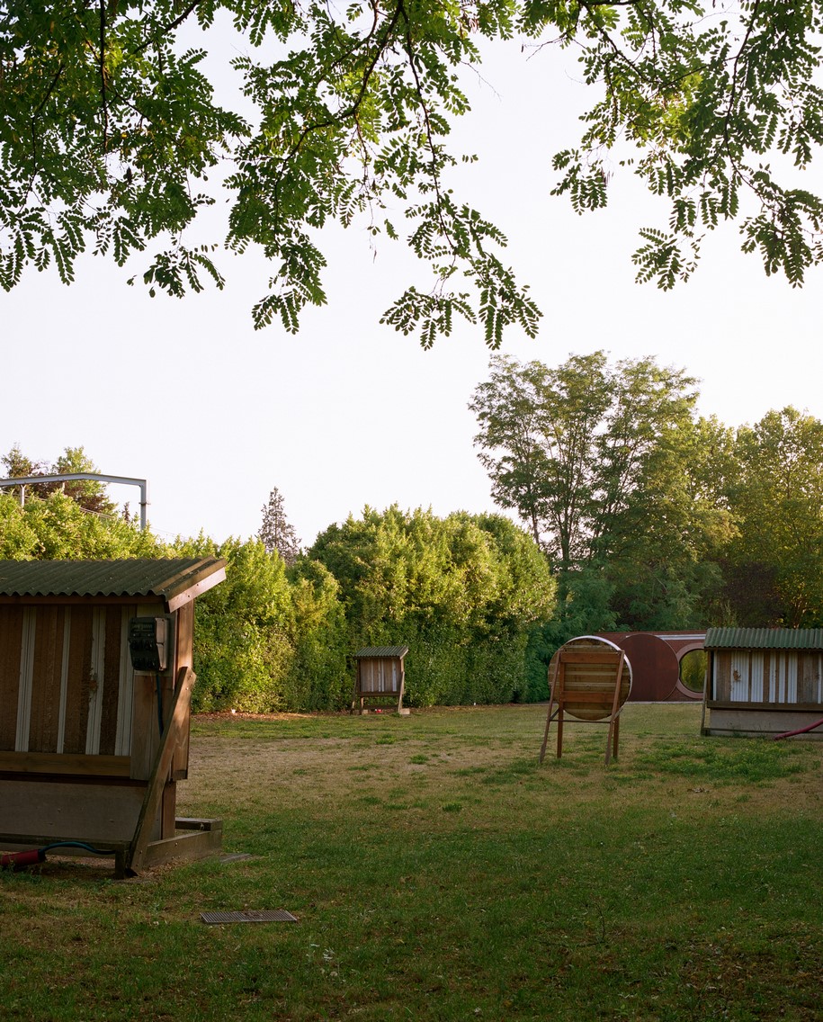 Archisearch THE ARCHERY HOUSE questions the role of a building in the middle of urban nature |   Boman architecture studio