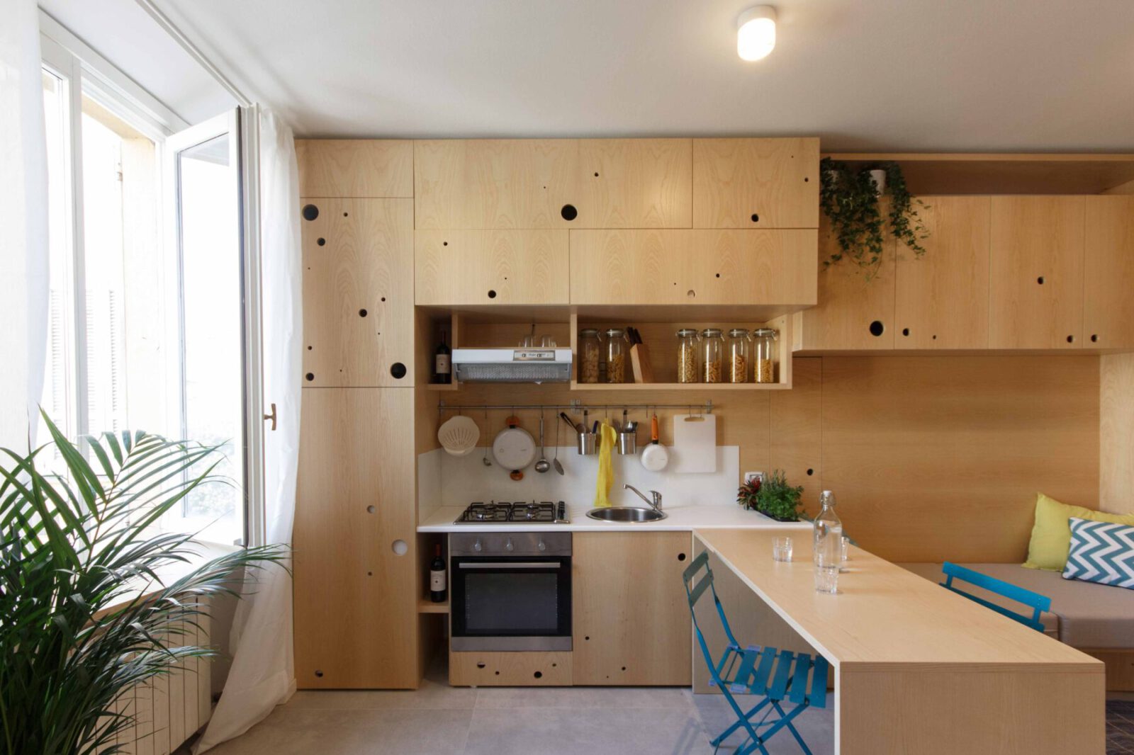 Archisearch BRERA apartment in Milan, Italy | ATOMAA