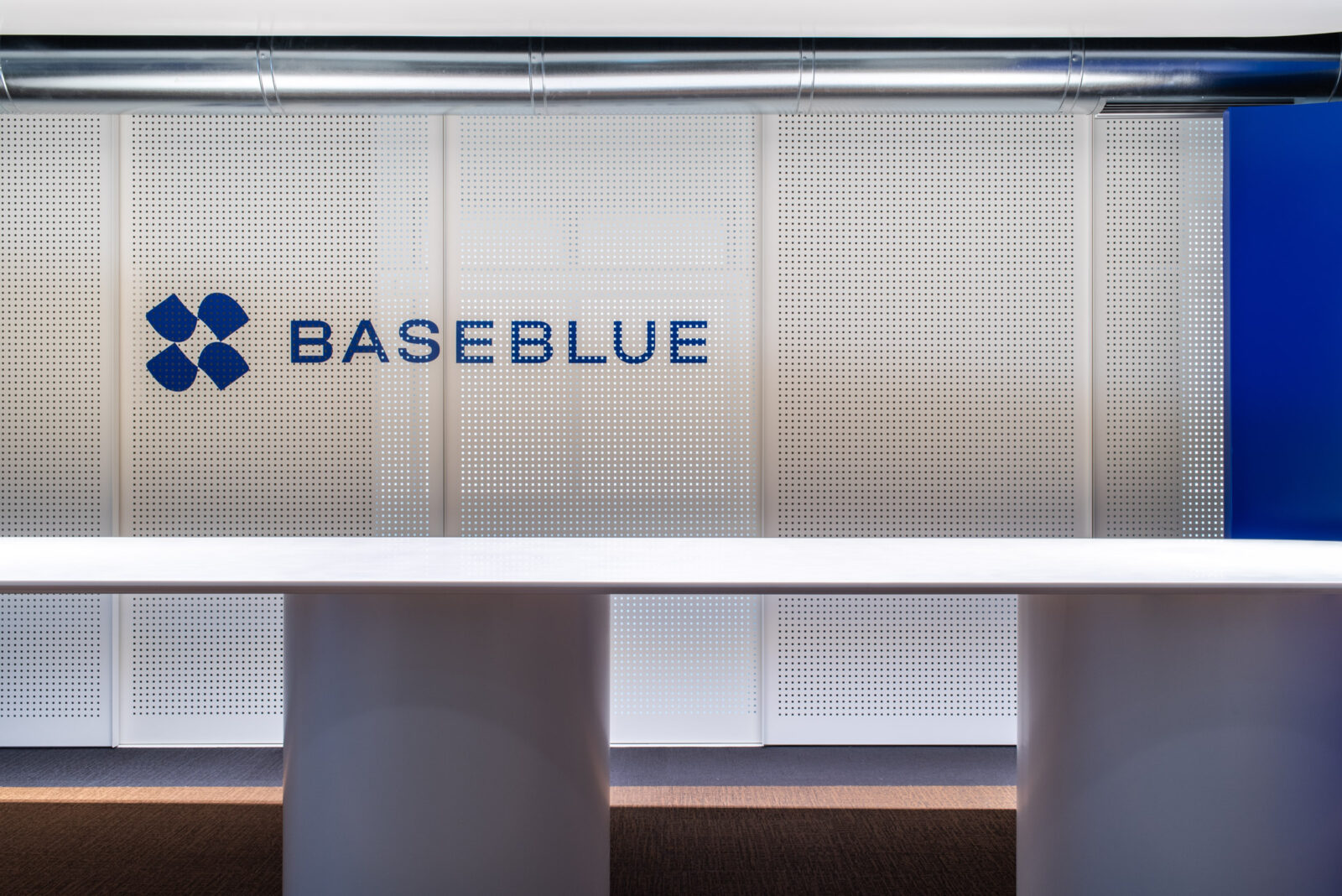 Archisearch BASEBLUE Office renovation in Piraeus | by R.C.TECH