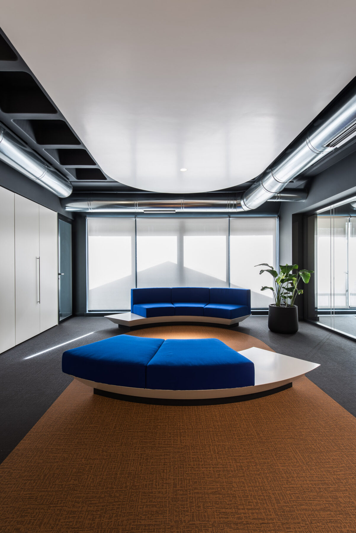 Archisearch BASEBLUE Office renovation in Piraeus | by R.C.TECH