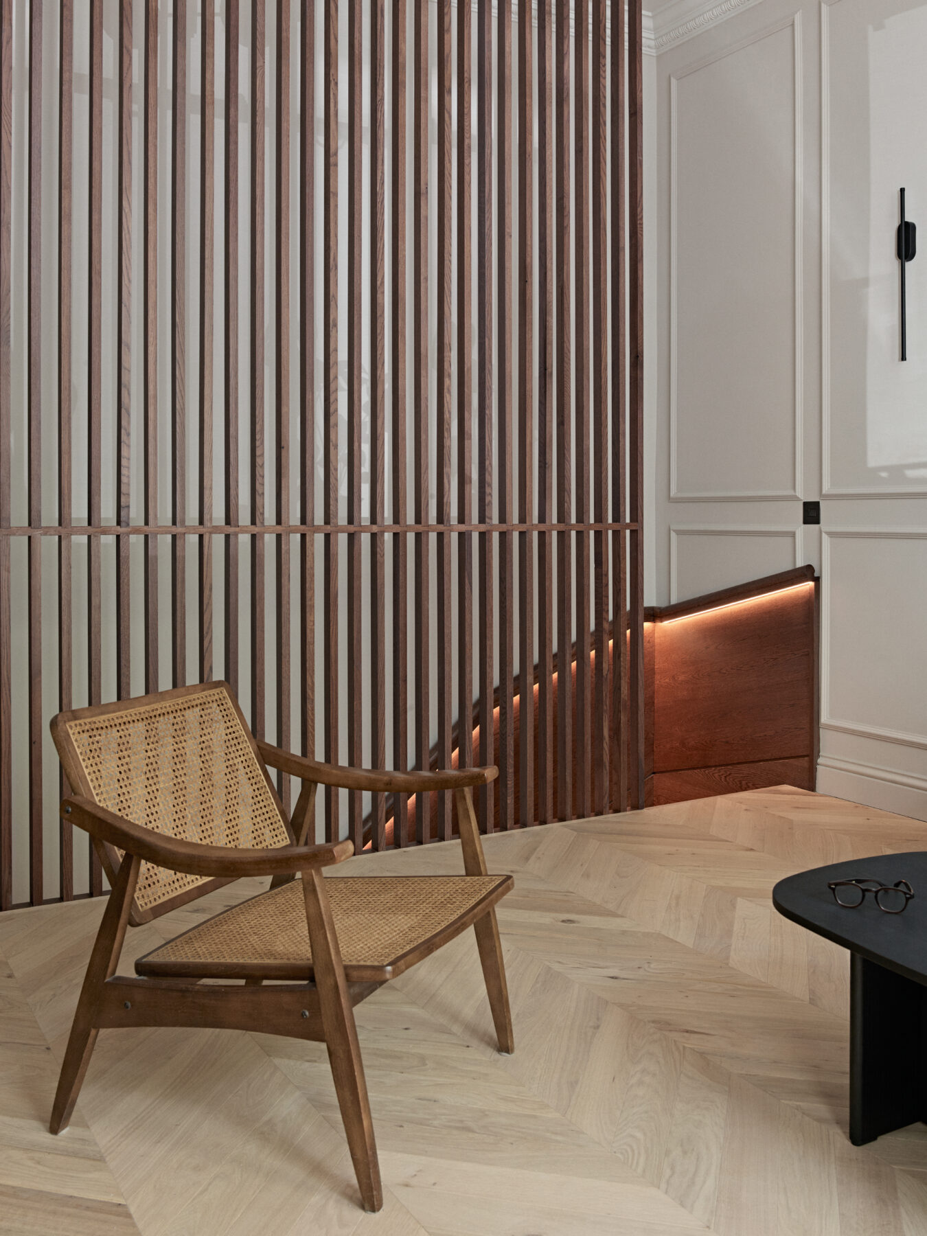 Archisearch Knightsbridge Apartment - Renovation by Georgios Apostolopoulos Architects, in collaboration with Manuel Gonzalez and Vasilis Tsesmetzis, in London