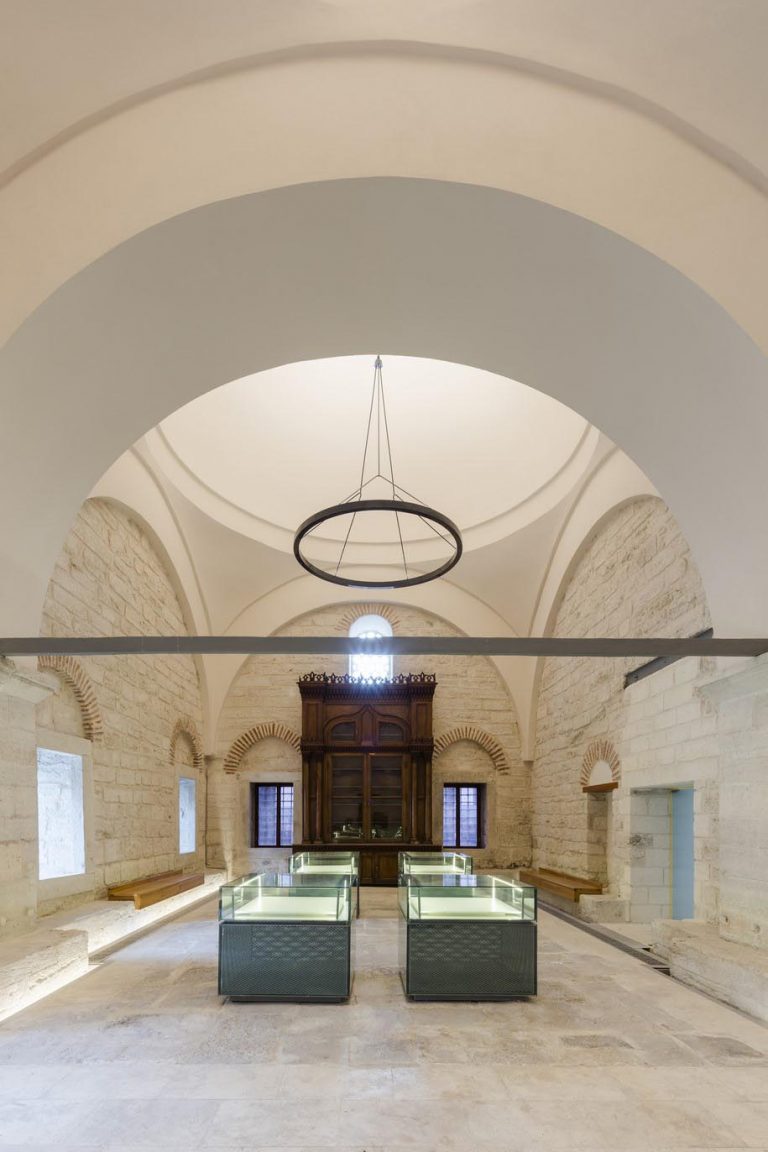 Tabanlıoğlu Architects renovate Beyazit Public Library in Istanbul