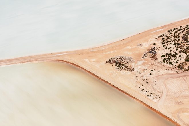 Archisearch - Brooke Holm Depicts the Hypnotizing Landscapes of Western Australia