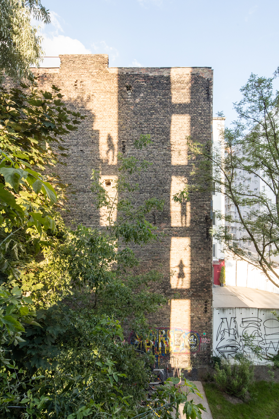 Archisearch Bundschuh Architekten designed Block + Void House in Berlin