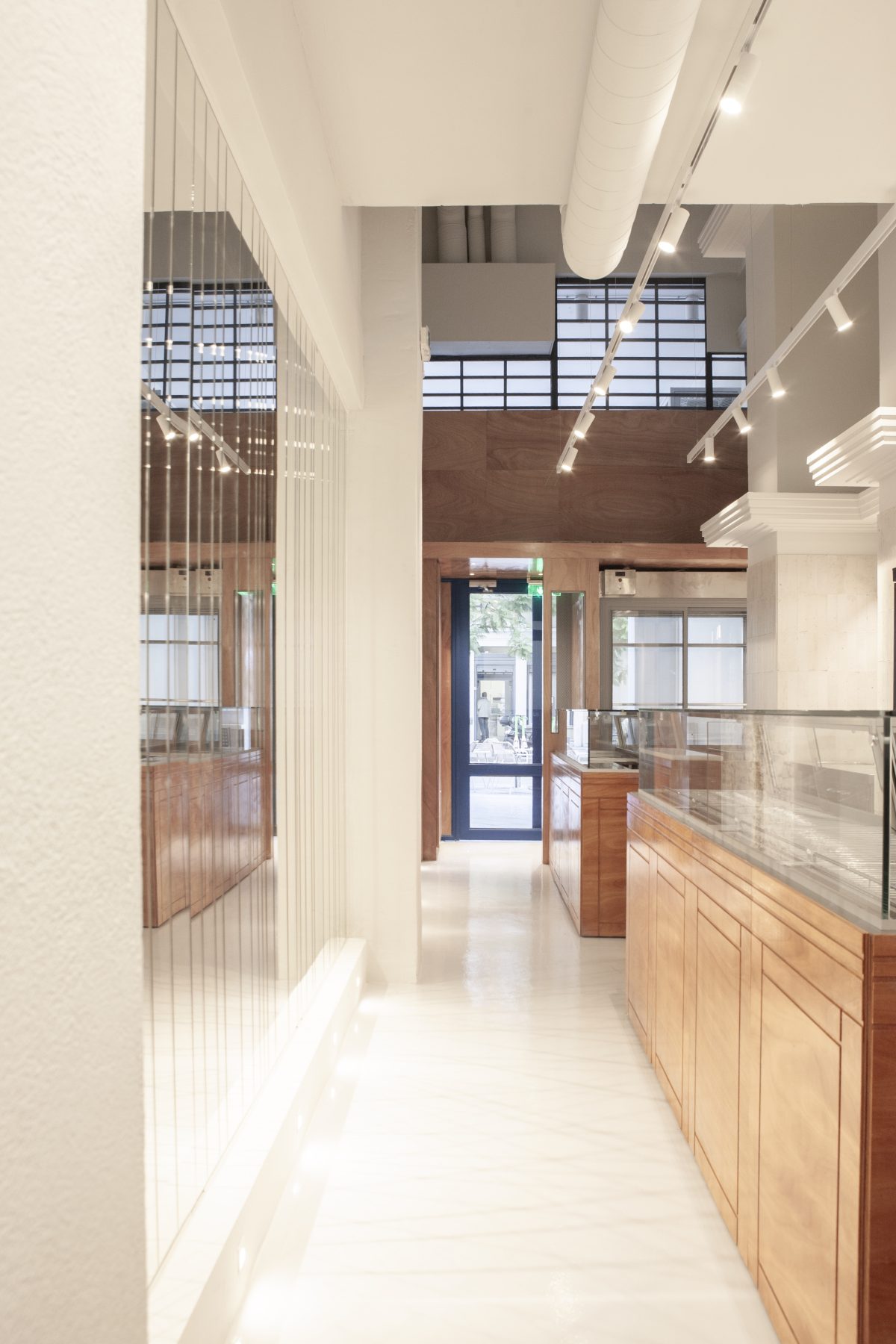 Archisearch Μέσα από αντανακλάσεις, το γραφείο Your Space Experience σχεδιάζει τις Πεντανόστιμες στην Αθήνα