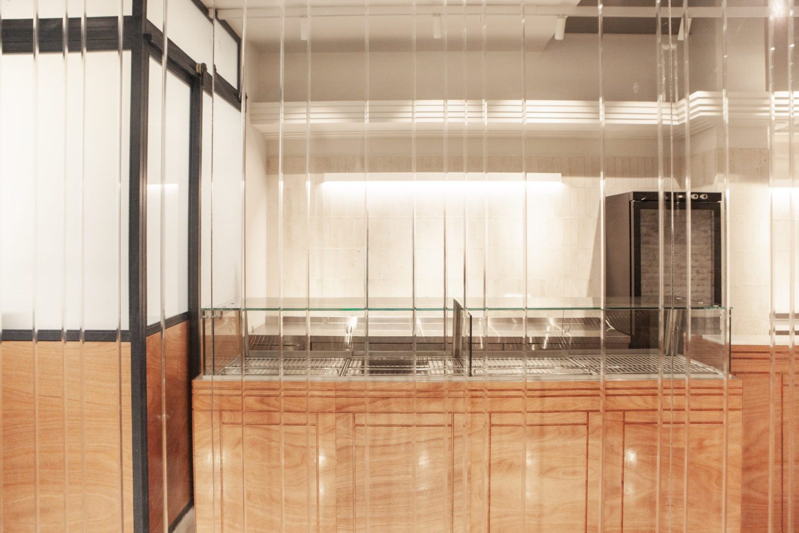 Archisearch Μέσα από αντανακλάσεις, το γραφείο Your Space Experience σχεδιάζει τις Πεντανόστιμες στην Αθήνα