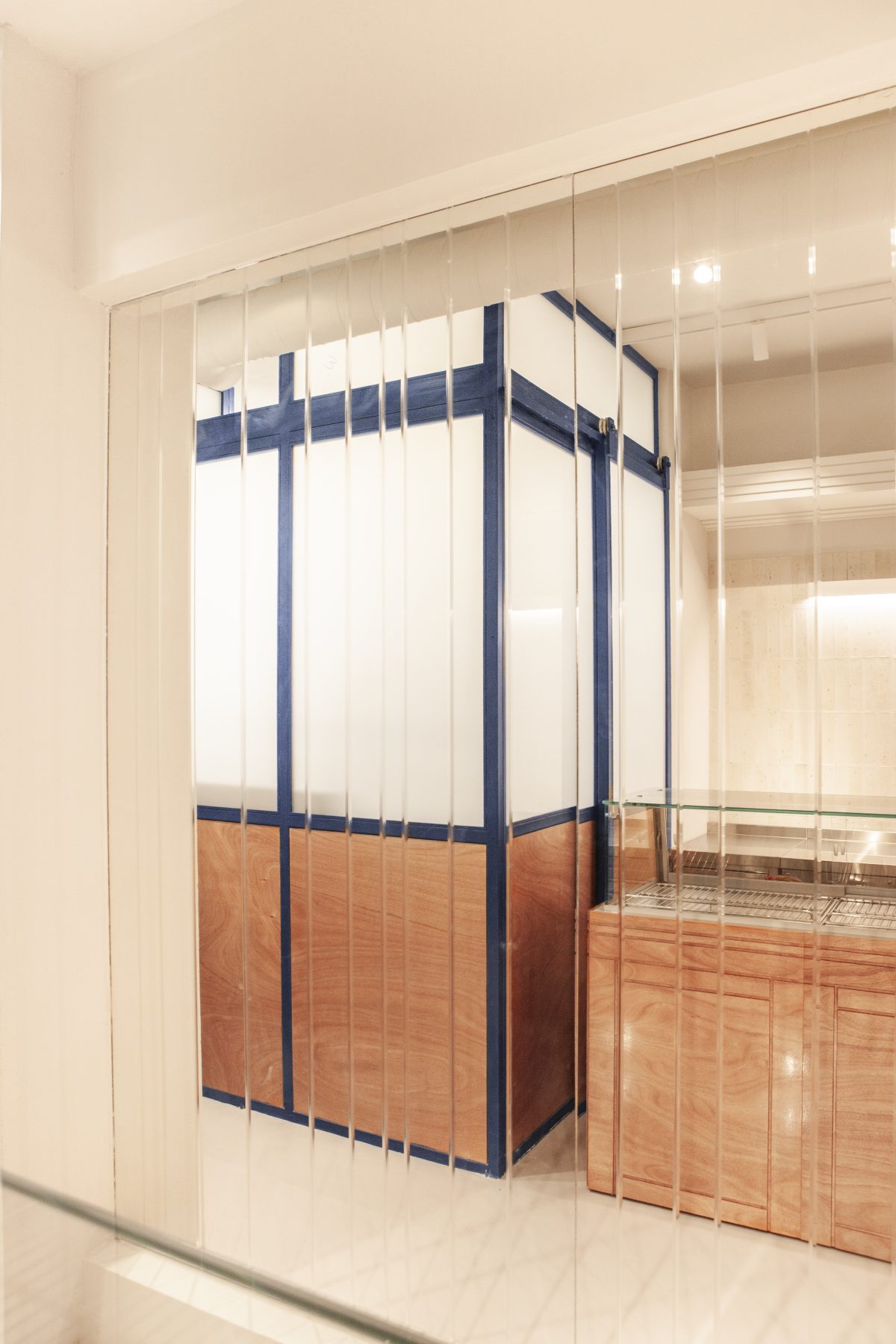 Archisearch Μέσα από αντανακλάσεις, το γραφείο Your Space Experience σχεδιάζει τις Πεντανόστιμες στην Αθήνα