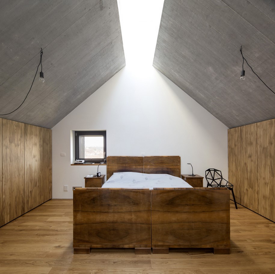 Chimney house, dekleva gregorič architects, Slovenia, 2016, local, chimney, residence, wood, skylight