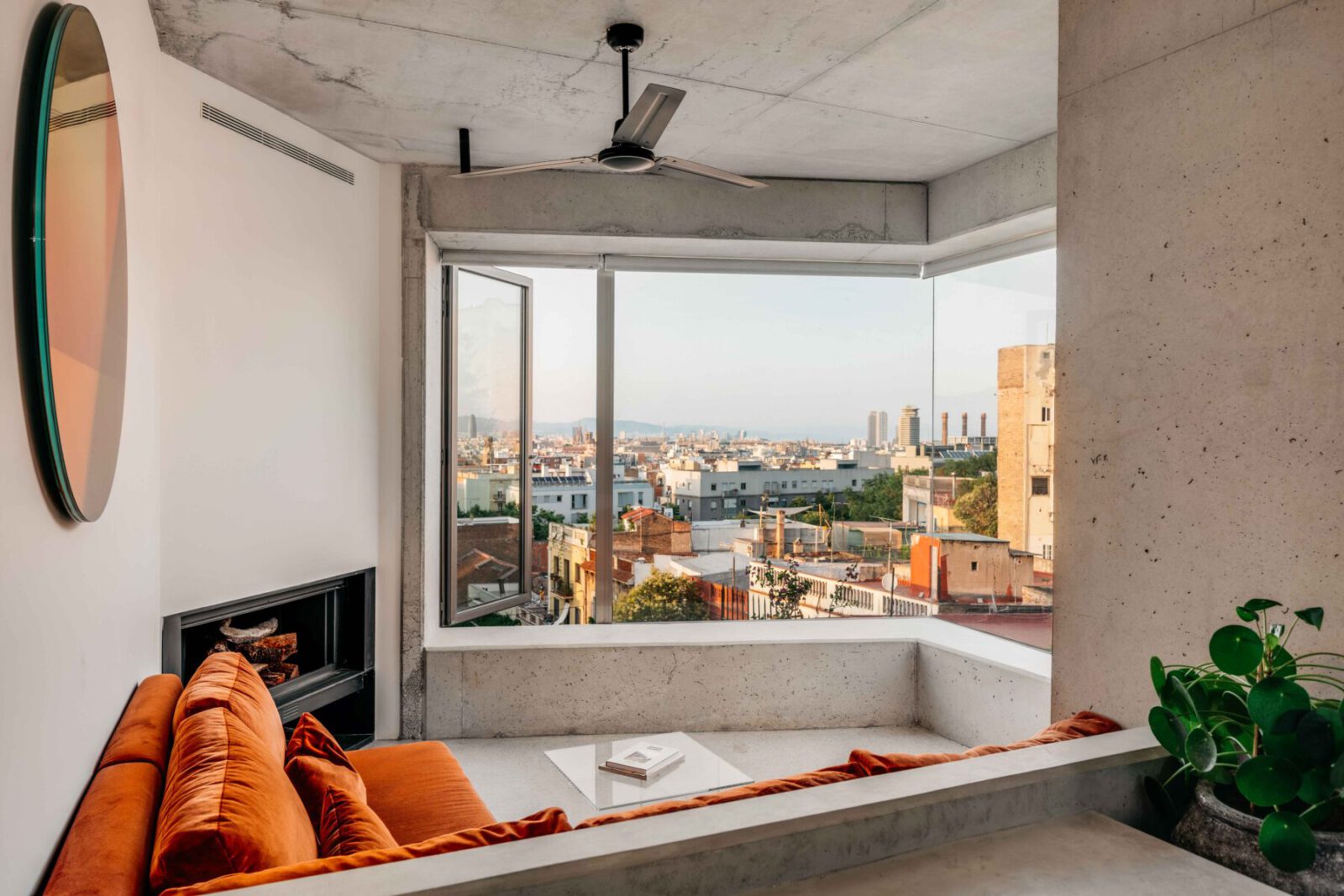 Archisearch SHOEBOX House in Barcelona, Spain | Barbara Appolloni Arquitecta