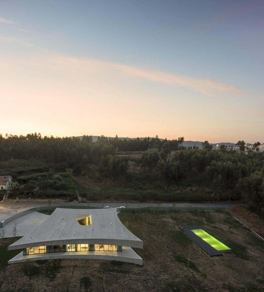 Cabo de Vila, Portugal, Spaceworkers, house, home, pool, exotic, concrete, architecture, interiors, living, valley, nature