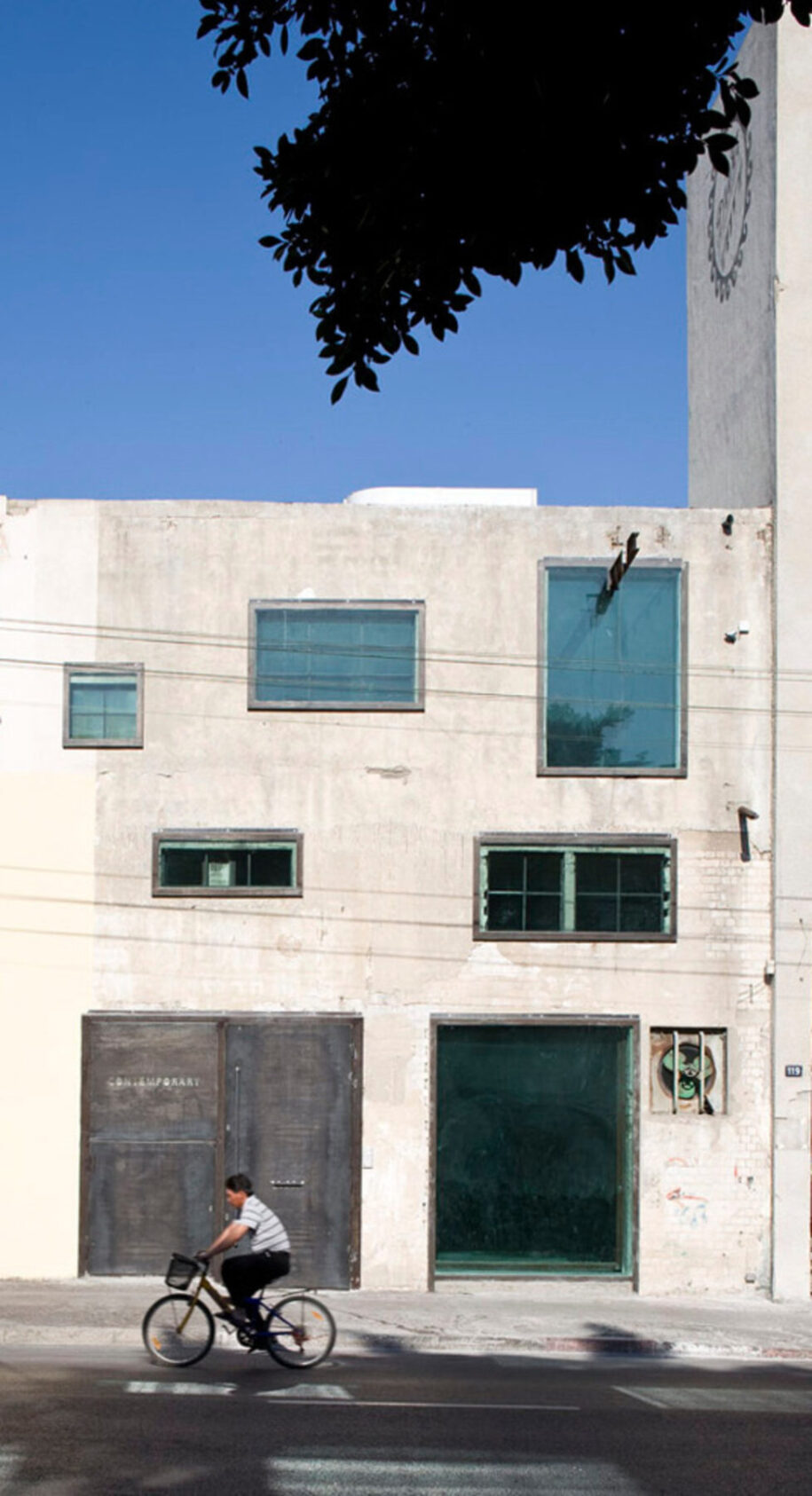 Archisearch Contemporary Art Gallery in Tel Aviv-Yafo, Israel | A.Lerman Architects Ltd.