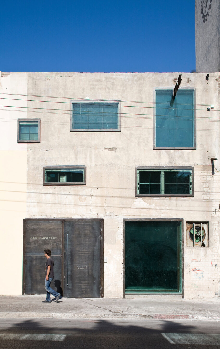 Archisearch Contemporary Art Gallery in Tel Aviv-Yafo, Israel | A.Lerman Architects Ltd.