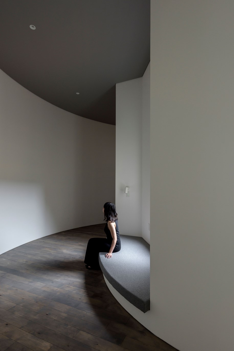 Corridor of the Fold, Jun Igarashi Architects, Kitami, Hokkaido, circular, materials