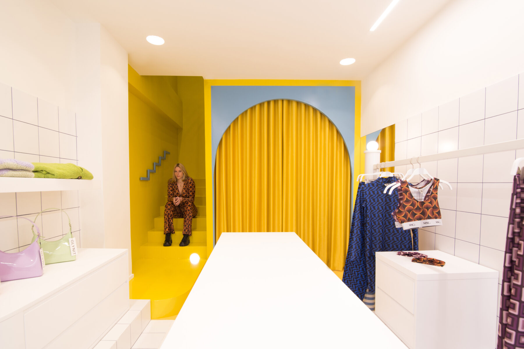 Archisearch Dazed boutique designed by pluslines studio in Trikala, Greece.