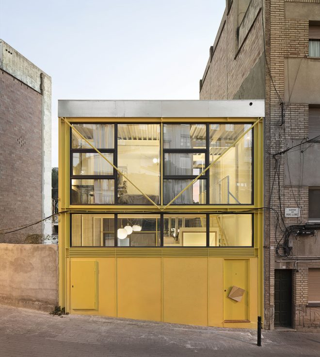 Archisearch - DREAM HOUSES: The grass is green, the sky is blue and the house is yellow! Collumpio House by MACH