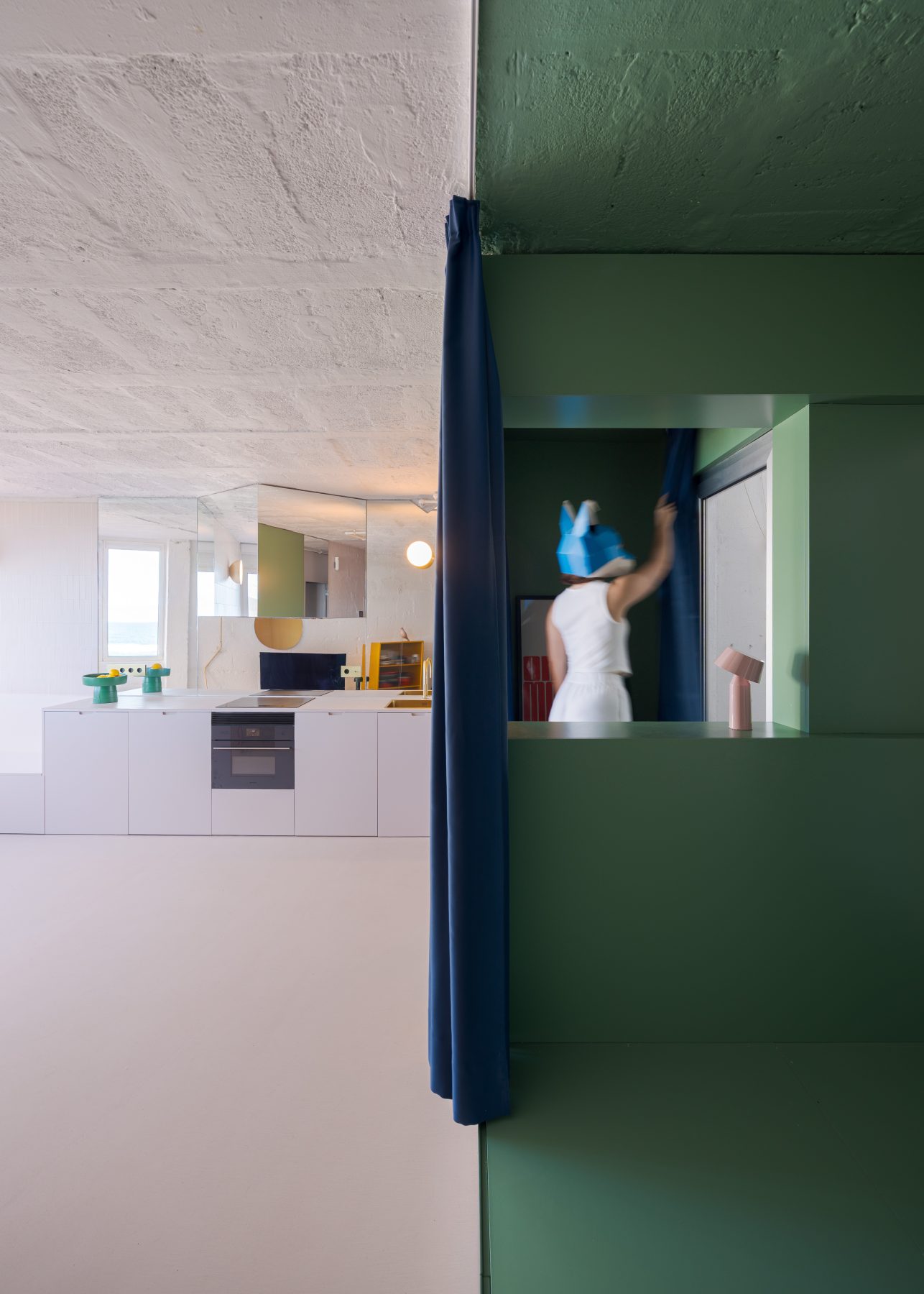 Archisearch MicroScale: Xstudio Reimagines a 32 m² Apartment in Gran Canaria as a Single Inhabited Room