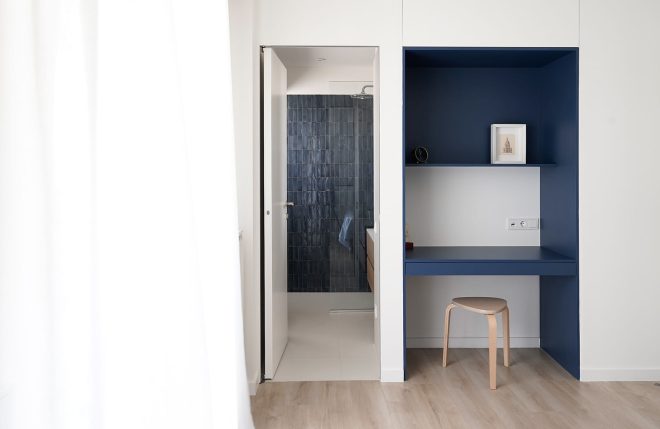 Archisearch - MORE WITH LESS: Renovation of an apartment in a 1972 apartment complex in Chalandri | by Selekou Katerina 