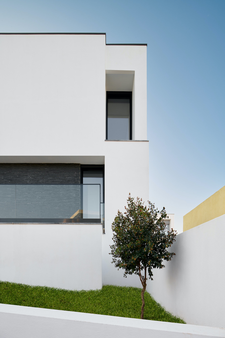 Archisearch Amaro House in Lisbon by Sérgio Miguel Godinho