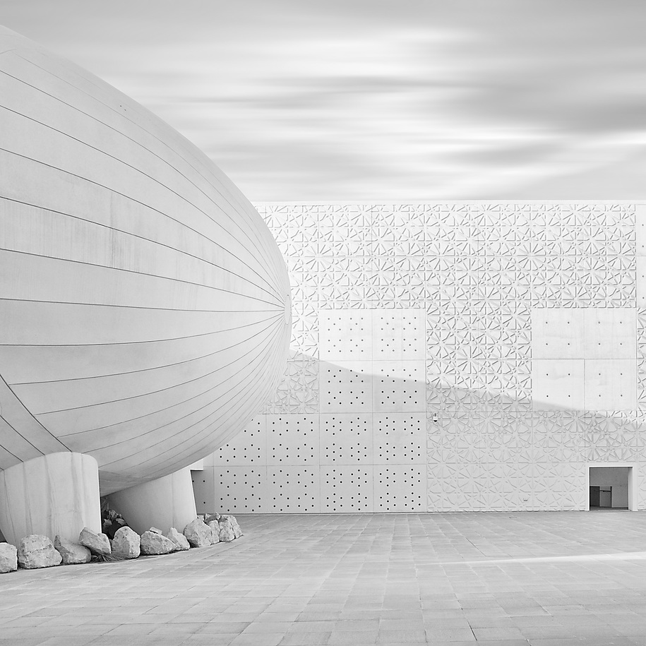 Archisearch Doha Icons | Doha’s contemporary architecture through the lens of photographer Pygmalion Karatzas.