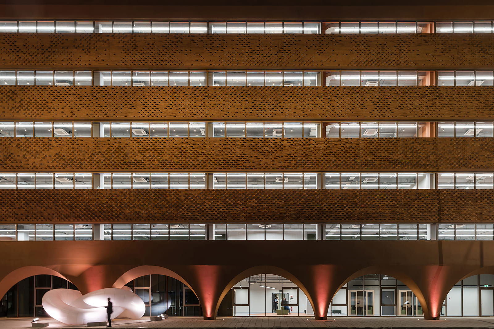 Archisearch Το γραφείο Divercity κέρδισε Βραβείο για το συγκρότημα γραφείων HUB26 στη Θεσσαλονίκη στα GRAIL Awards 2026.