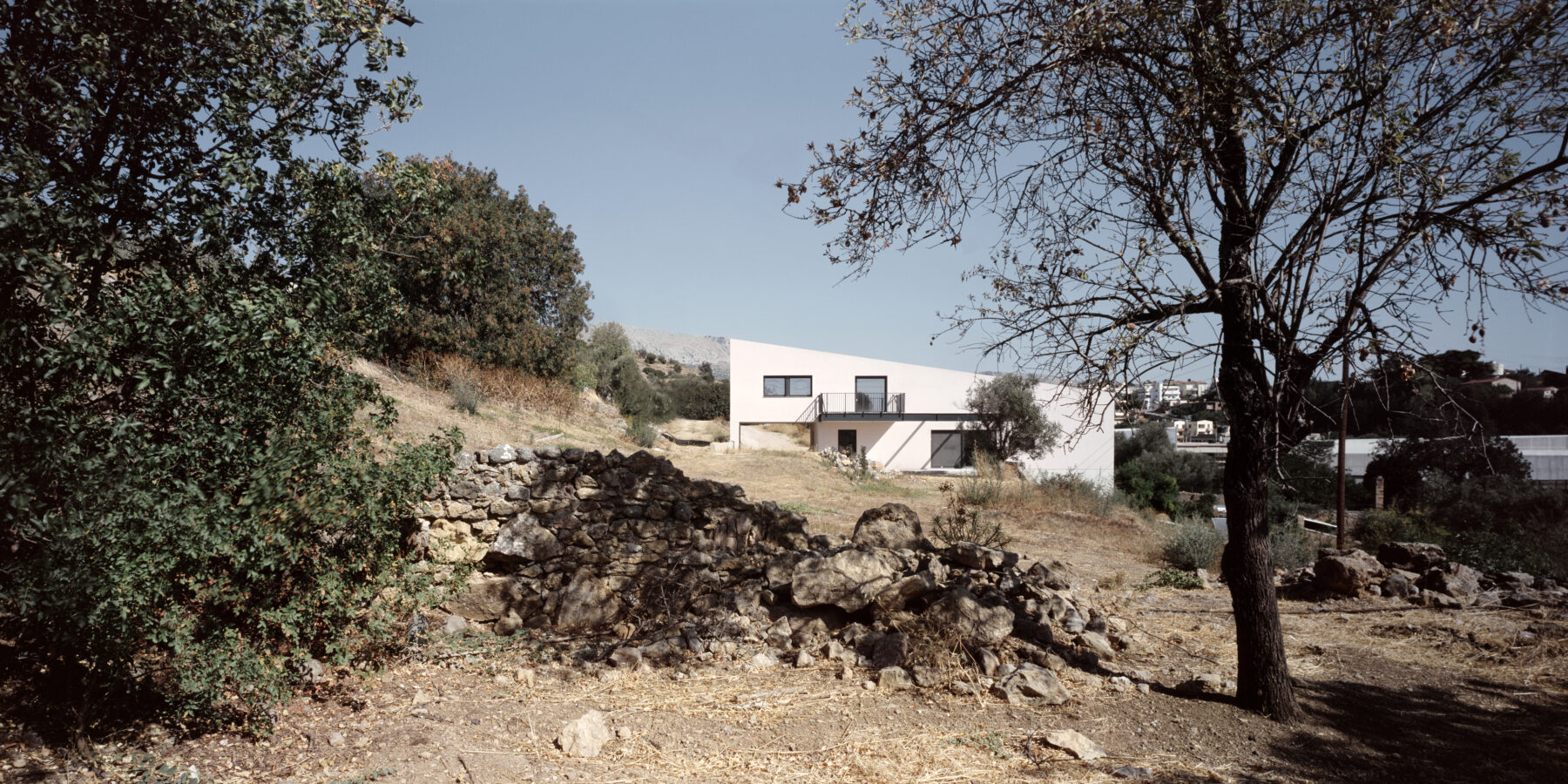 Archisearch Longhouse II in Chios island, Greece | SOUTH architecture