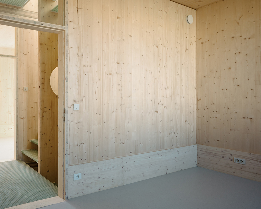 Archisearch A Simple House: a minimal form made from CLT in Antwerp | FELT