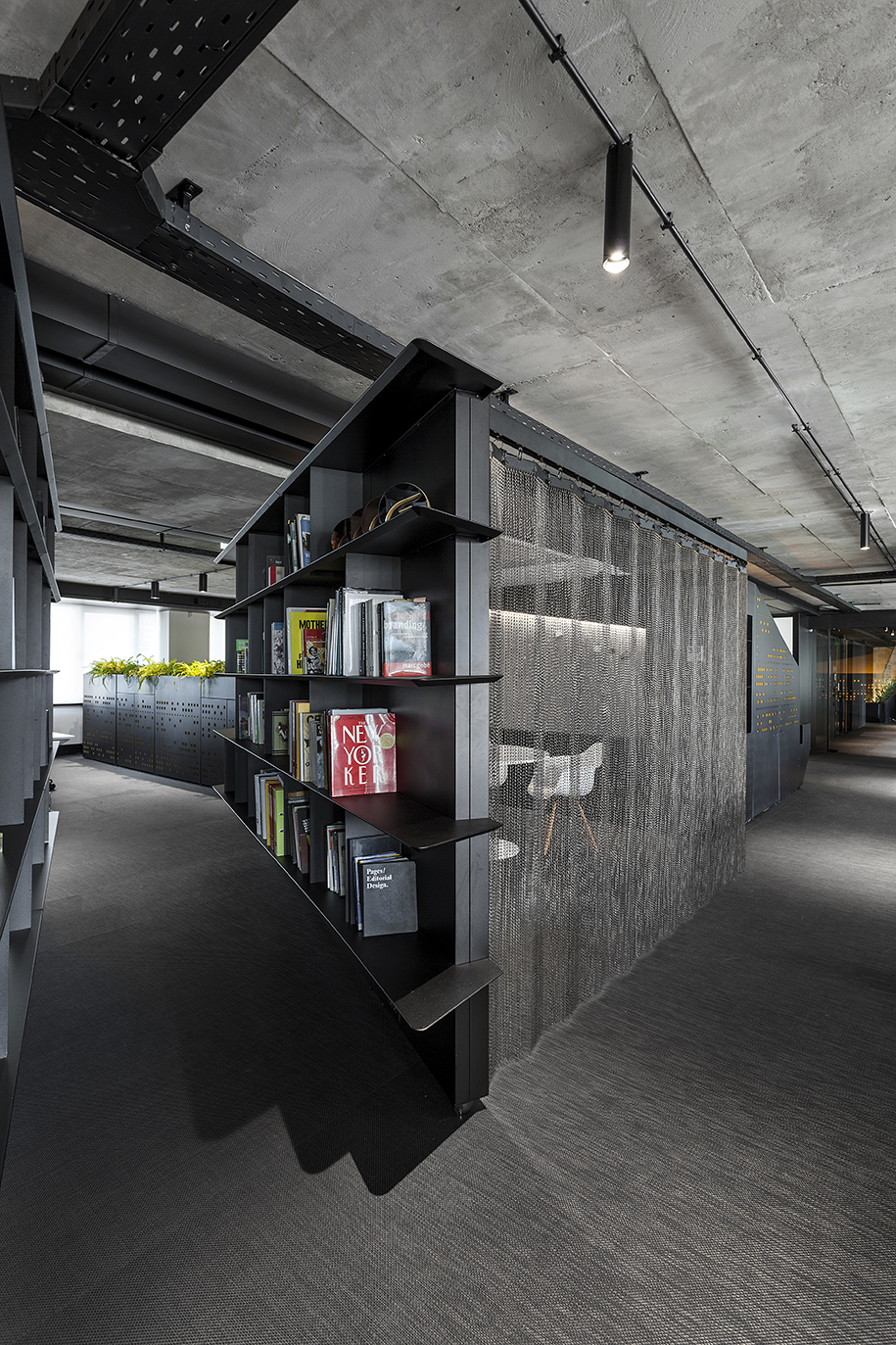 Archisearch FRANK & FAME OFFICES | Divercity Architects