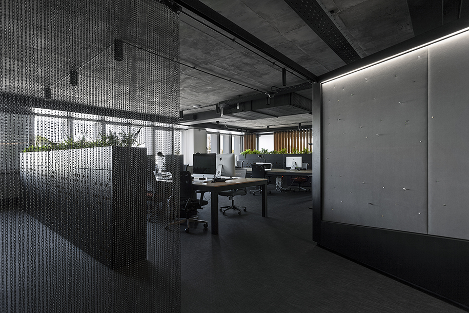 Archisearch FRANK & FAME OFFICES | Divercity Architects