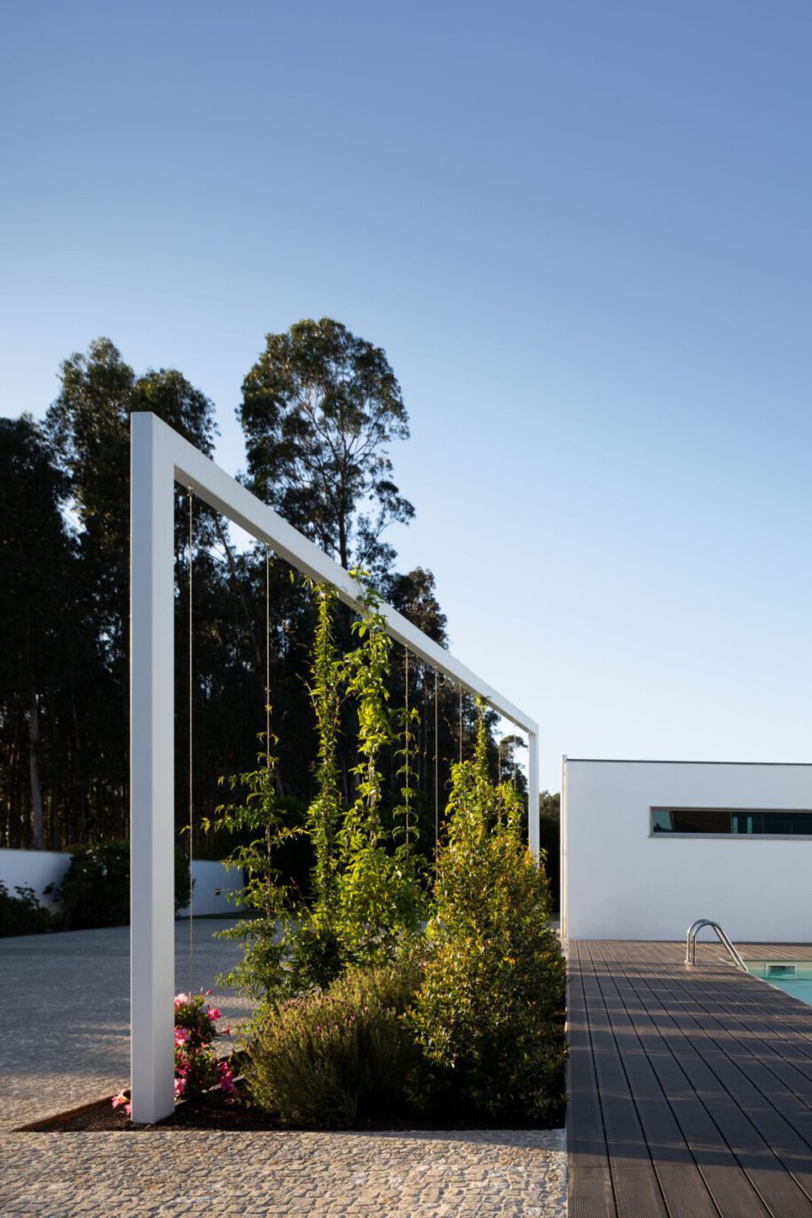 Archisearch J HOUSE in Albergaria-a-Velha, Portugal | Frari – architecture network