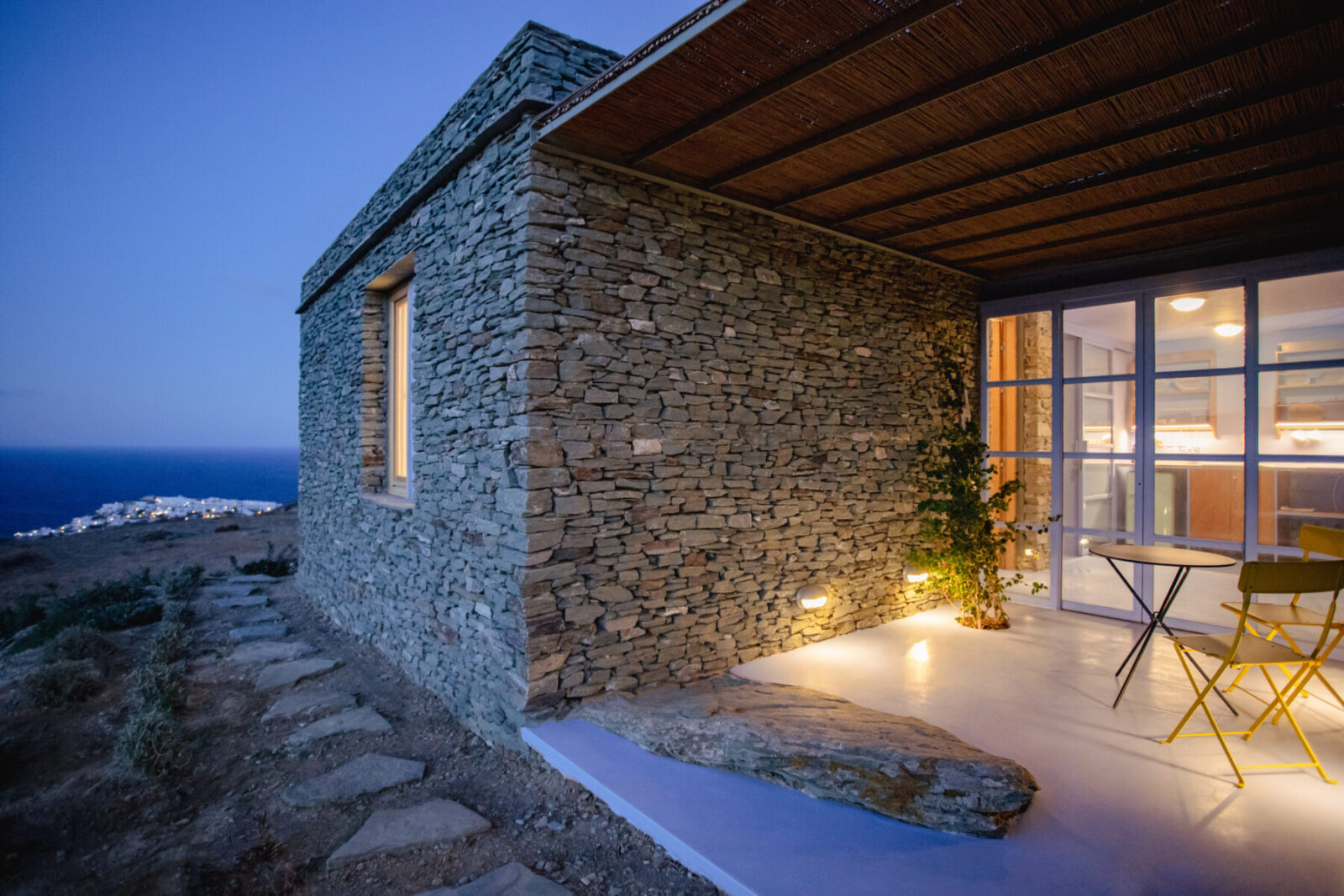 Archisearch Fyrgani holiday house in Sifnos island, Cyclades, Greece | AKA – APOSTOLOU COLAKIS ARCHITECTS
