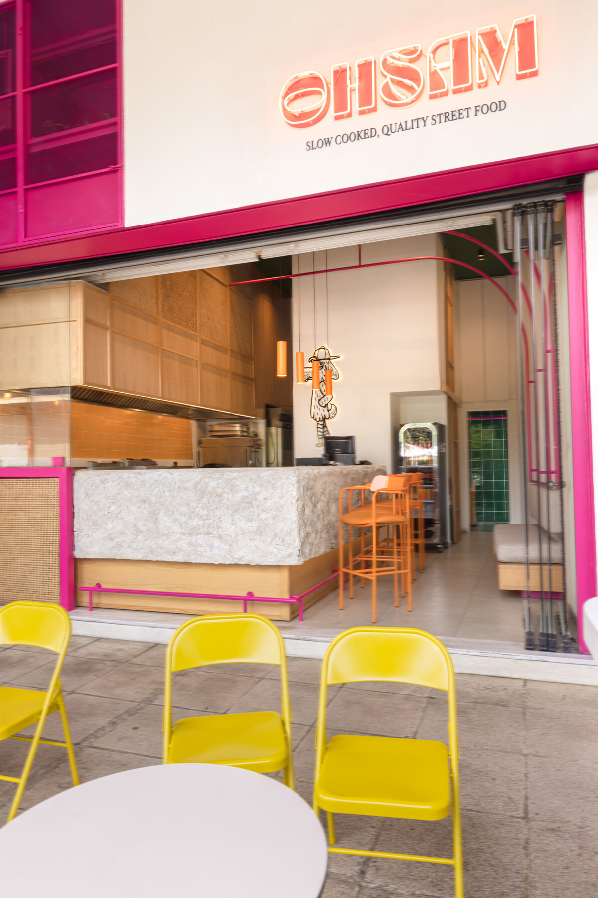 Archisearch C03 street food bar in Zografou, Athens | dePLOT